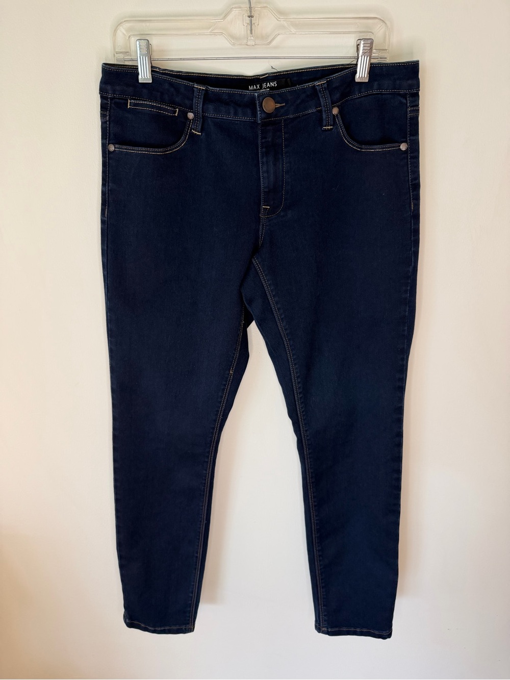 Max Jeans Indigo Blue Skinny Jeans with Copper Button skinny size 10 woman denim